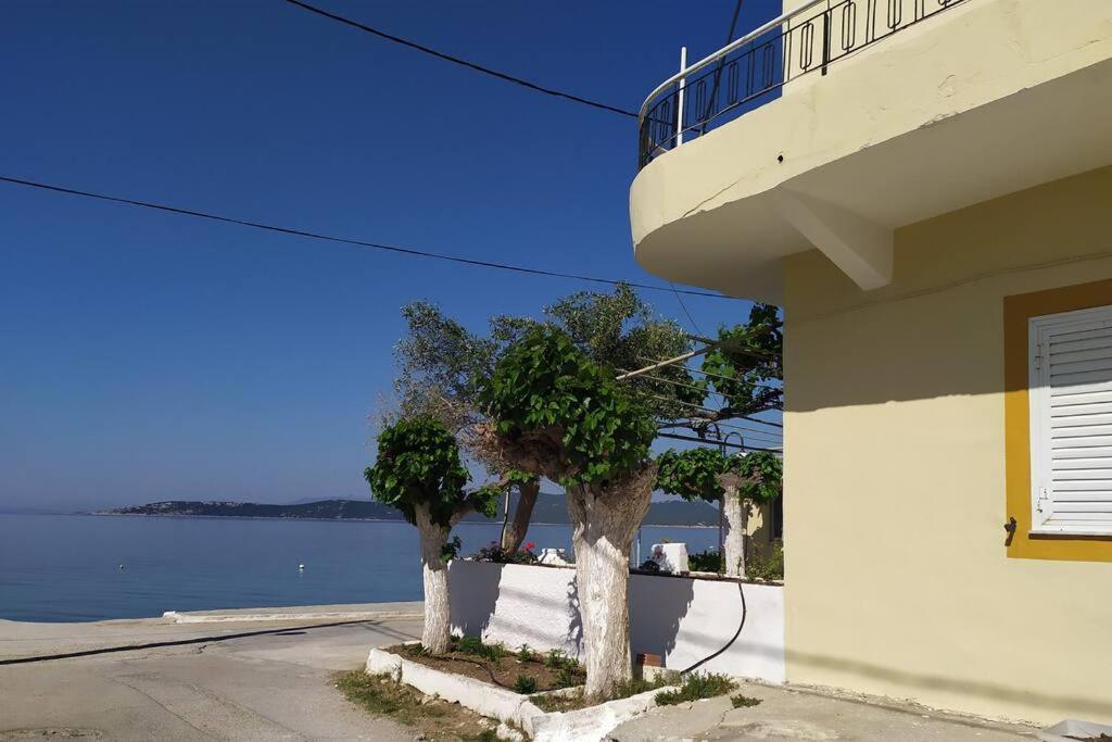 Το Σπίτι Της Μαργαρίτας Στην Παραλία Villa Неа Стира Екстериор снимка